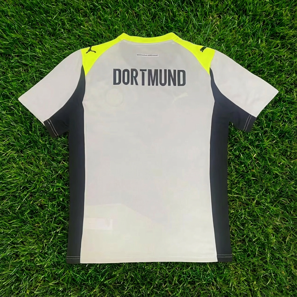 Borussia Dortmund 2025/26 Away Shirt