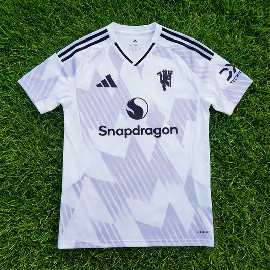 Manchester United 2025/26 Away Shirt